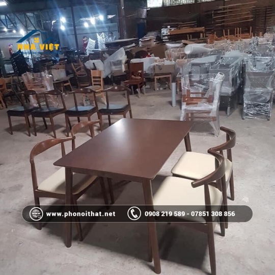 BÀN GHẾ ĂN GỖ 02