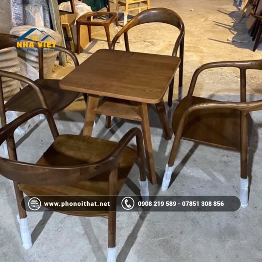 BÀN GHẾ ĂN GỖ 02